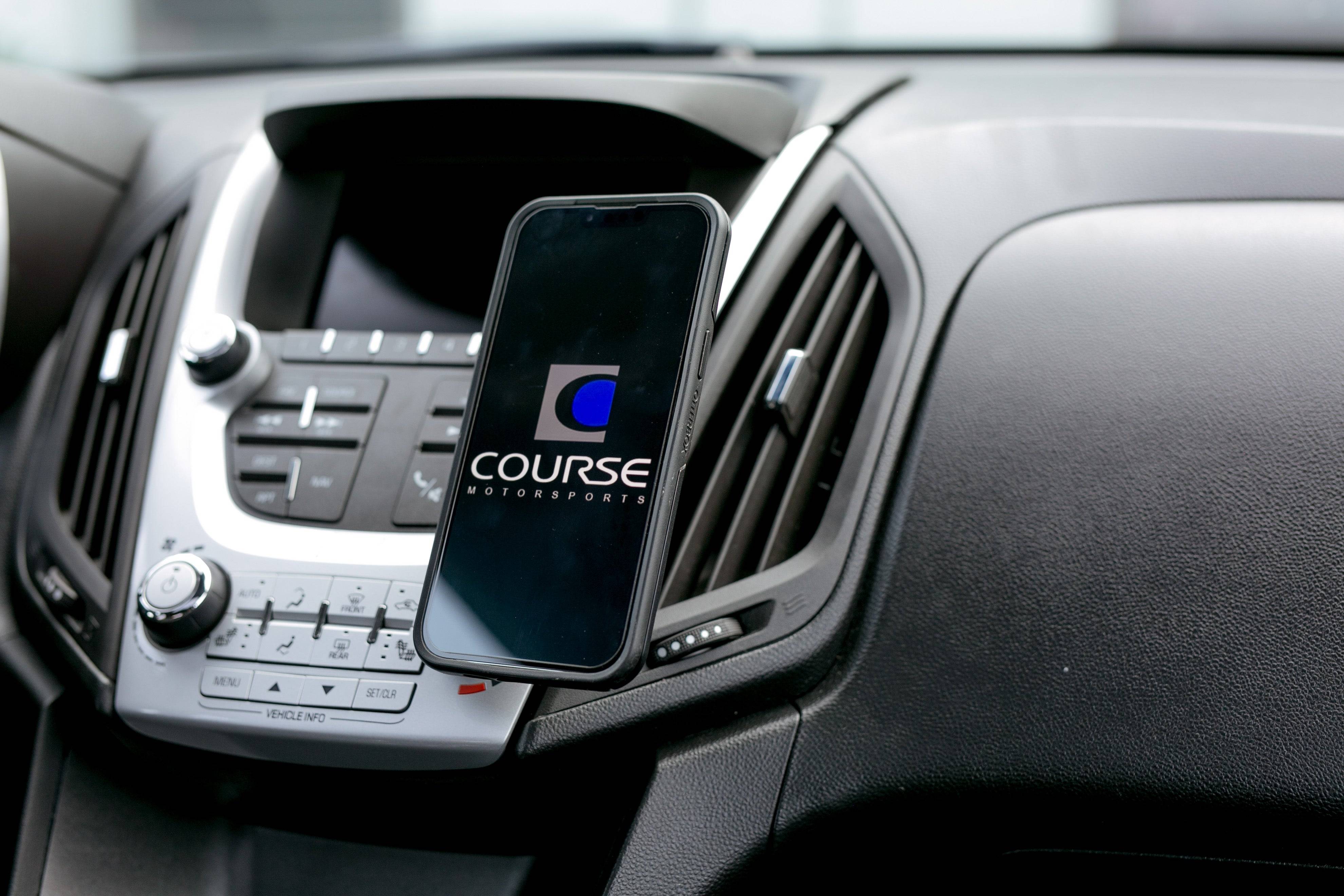DirectFit Phone Mount: Chevrolet Equinox/ GMC Terrain 2010-2017