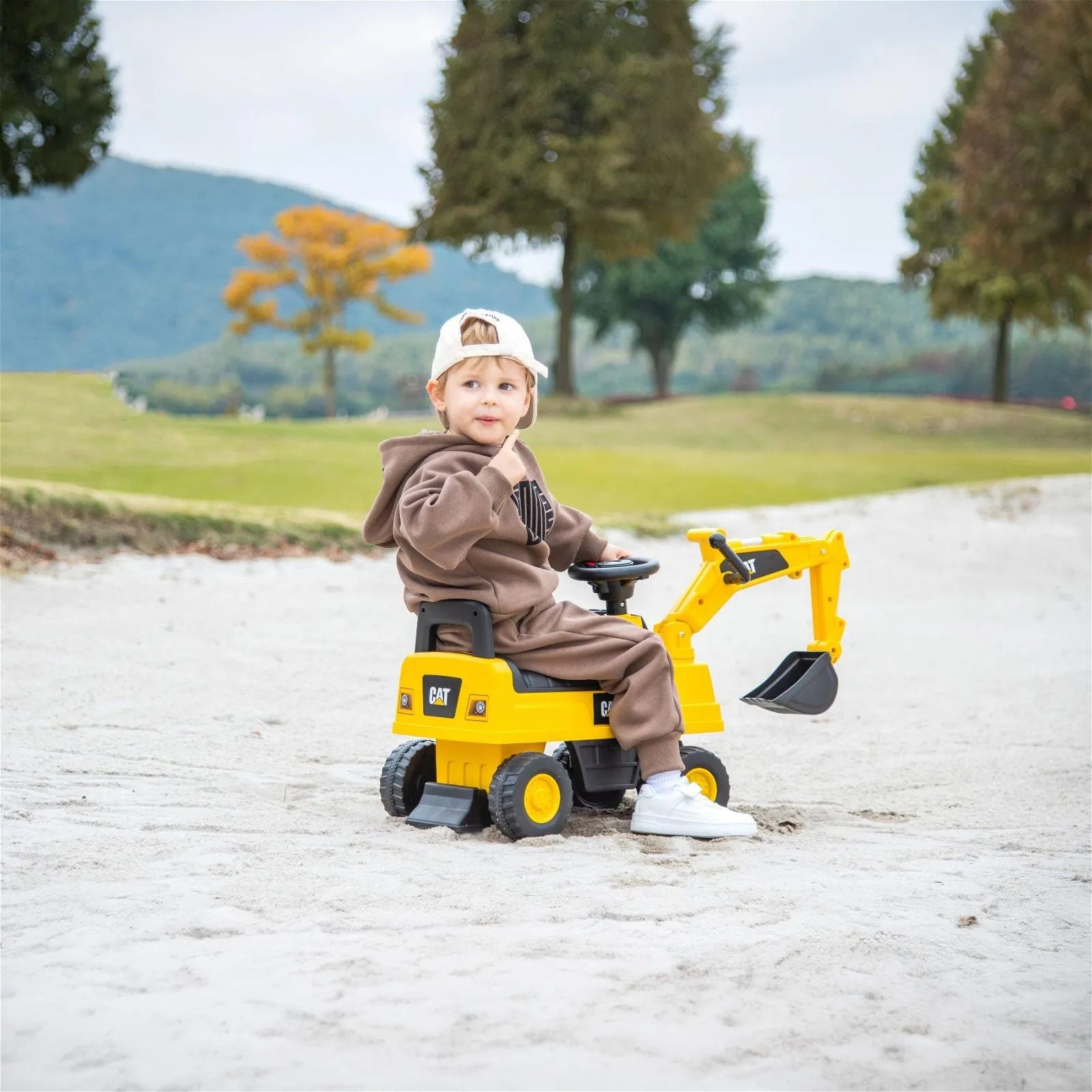 cat-foot-to-floor-ride-on-for-toddlers