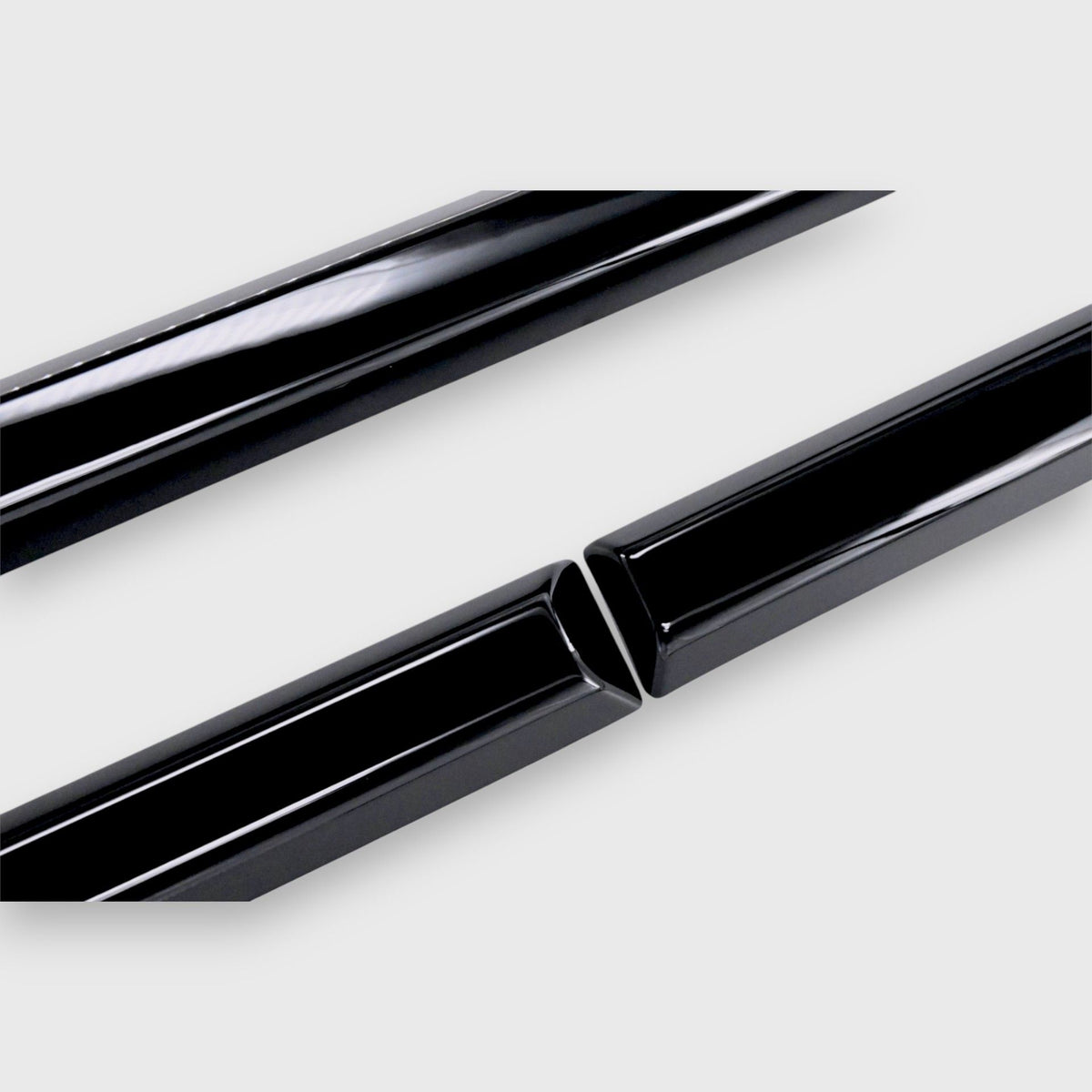 Trim Illusion SM6112BLK gloss black door molding set for 2021-2024 GMC Yukon - image 3