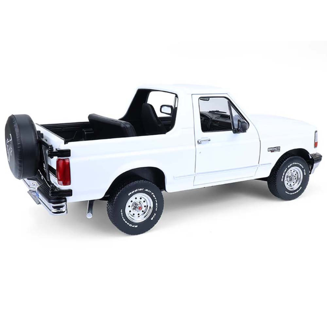 1993 Ford Bronco XLT Oxford White "Artisan Collection" 1/18 Diecast Model Car