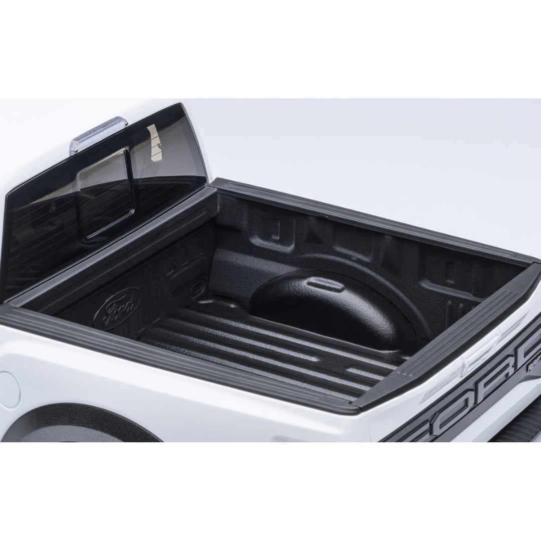2019 Ford F-150 Raptor Pickup Truck Oxford White 1/18 Model Car