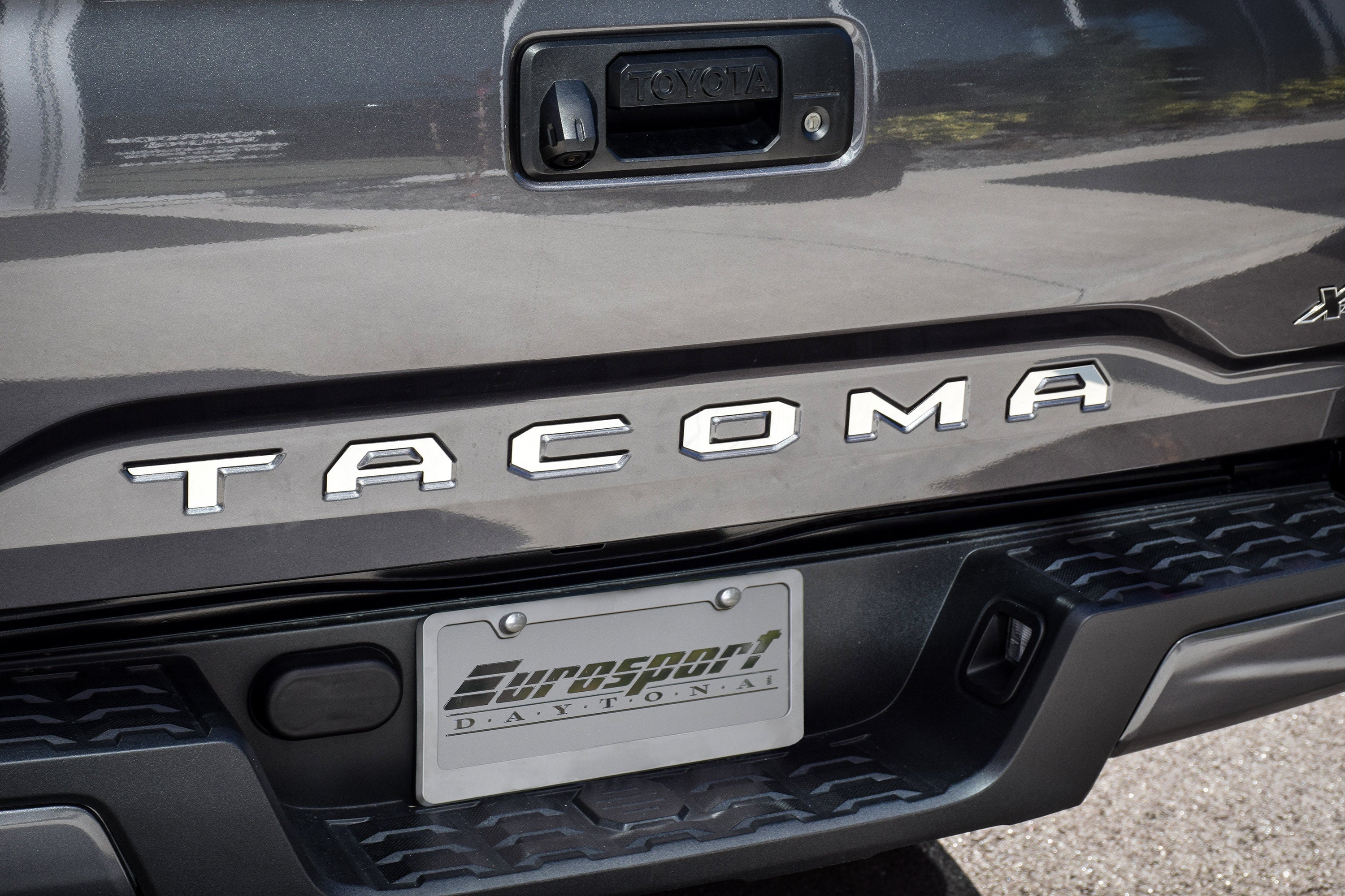 2016-2023 Toyota Tacoma Tailgate Lettering Kit