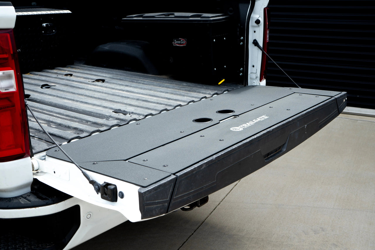 TrailGate Panel for Chevy Silverado (2022+ w/ Multi-Flex Tailgates)