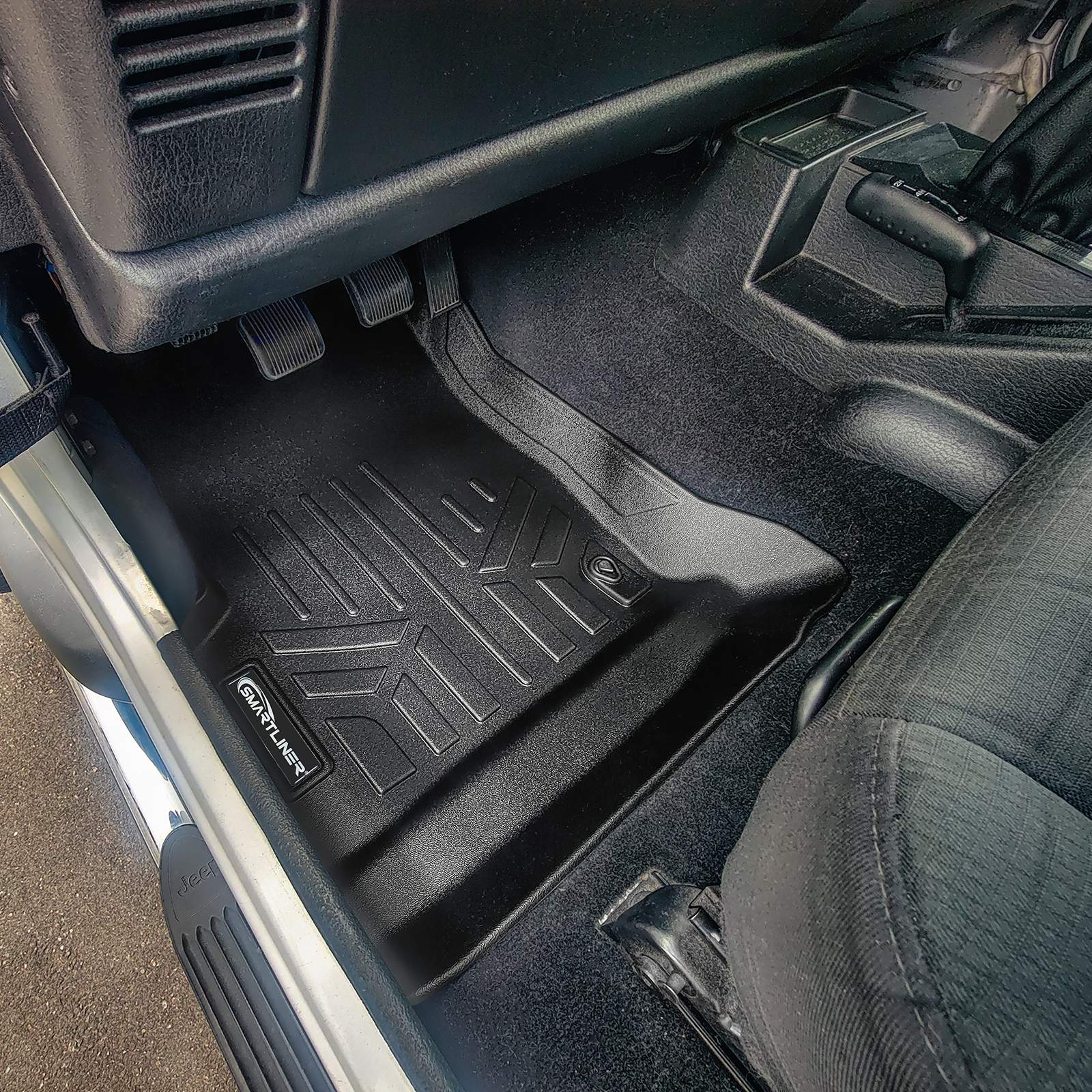 SMARTLINER 1997 - 2006 Jeep Wrangler 2 Door and Unlimited and JK Custom Fit Floor Liners