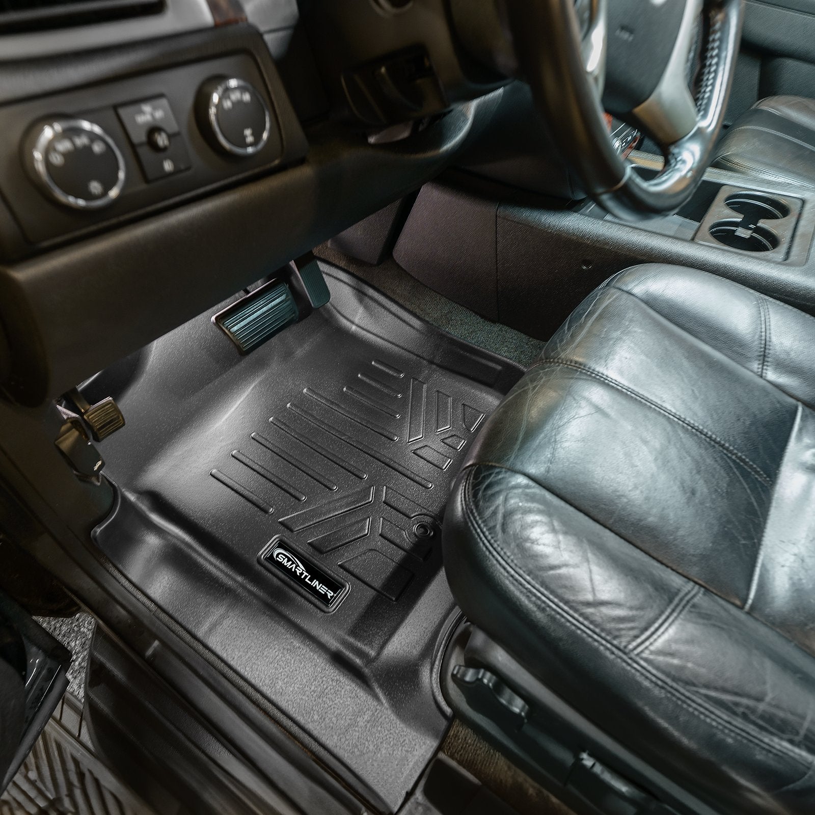 SMARTLINER 2007 - 2010 Chevrolet Tahoe 7 Passenger and 8 Passenger Custom Fit Floor Liners