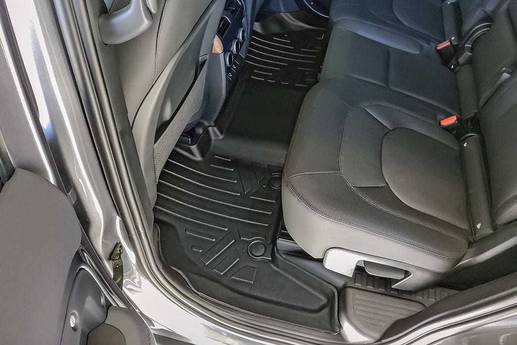 SMARTLINER 2023 - 2025 Land Rover Defender 130 8 Passenger Custom Fit Floor Liners