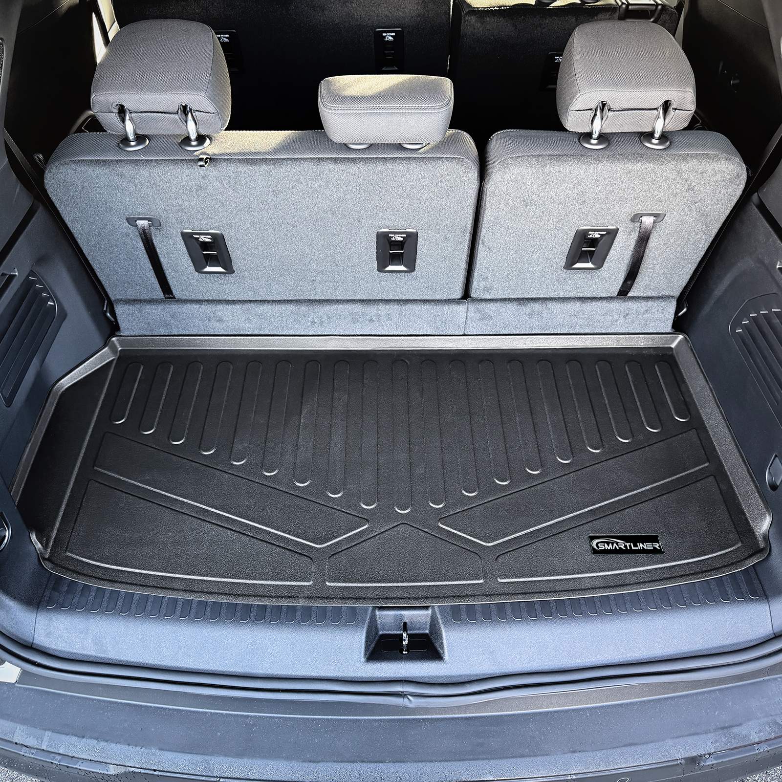 SMARTLINER 2024 - 2025 Chevrolet Traverse 8 Passenger Custom Fit Floor Liners