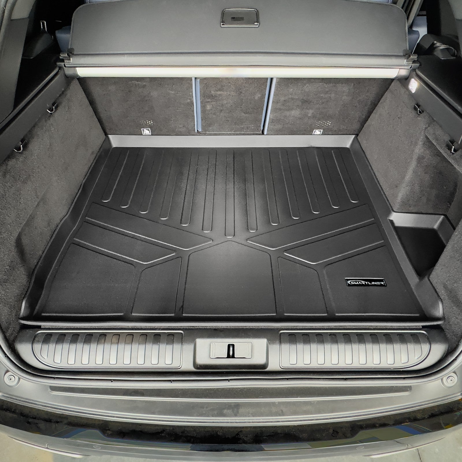 SMARTLINER 2014 - 2022 Land Rover Range Rover Sport 5 Passenger Custom Fit Floor Liners