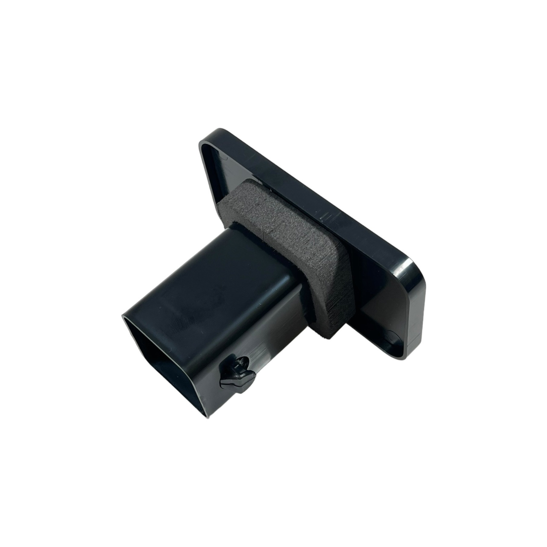 Chevrolet RST Hitch Plug EU