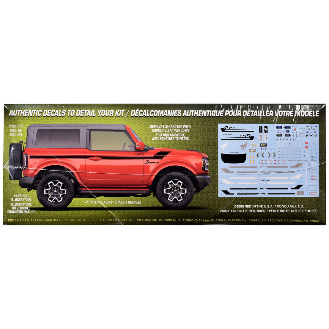 Skill 2 Model Kit 2023 Ford Bronco Outer Banks 1/25 Scale Model